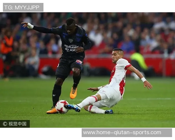 欧冠激战尼斯迎战阿贾克斯双方争夺小组出线关键战役